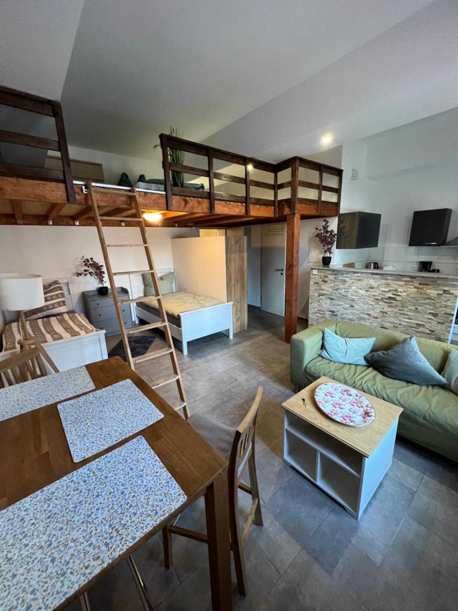 Viersen Schoene Apartments Am Duelkener Bahnhof 외부 사진